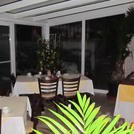 Park Gastein Gratis Getraenke Und Parkplatz 호텔 2*