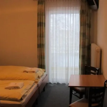 Park Gastein Gratis Getraenke Und Parkplatz 호텔 2*